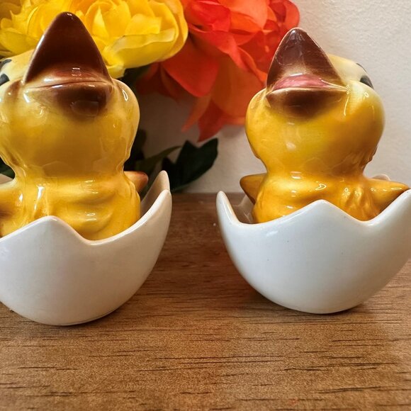 Vintage Goebel Duckling Figurines in Eggshells West Germany Ceramic Easter Decor - Picture 3 of 5
